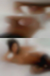 Hirsute mature naked woman!